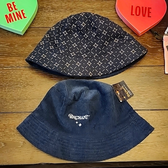 Bucket Hat - Picture 1 of 3